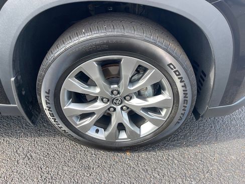 Used 2024 Toyota Grand Highlander Limited image 22