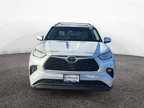Used 2022 Toyota Highlander XLE image 20