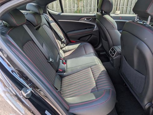 Used 2024 Genesis G70 3.3T Advanced image 13