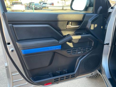 Used 2025 Toyota Tacoma TRD Off-Road image 20