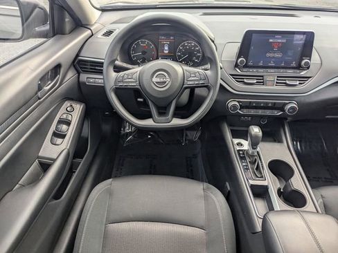 Certified 2025 Nissan Altima 2.5 S image 14