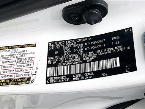 Used 2016 Toyota 4Runner SR5 Premium AWD/4WD image 17
