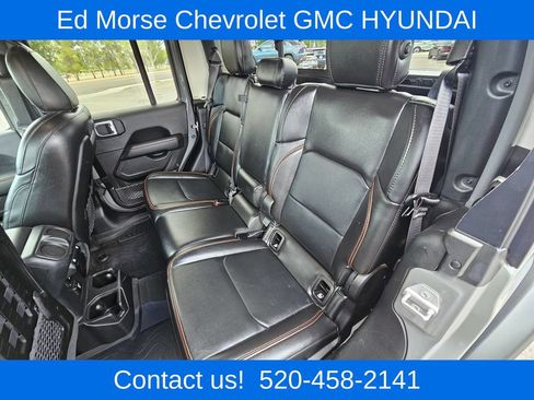Used 2022 Jeep Gladiator Mojave w/ LED Lighting Group AWD/4WD image 13