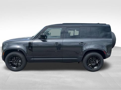 New 2026 Land Rover Defender 110 S AWD/4WD image 2