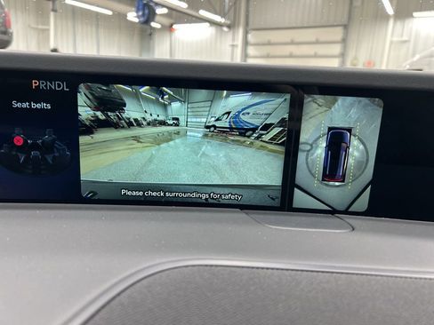 New 2026 Lincoln Nautilus Reserve image 18