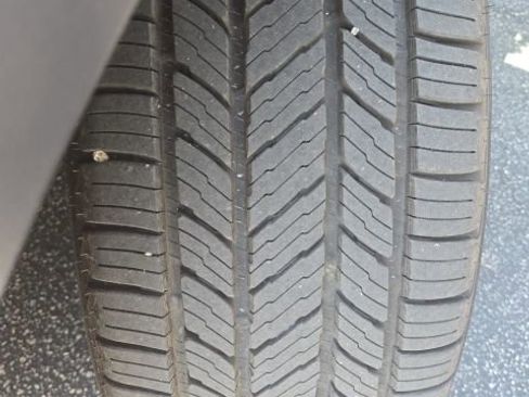 Used 2023 Nissan Pathfinder Platinum w/ Cargo Package image 21