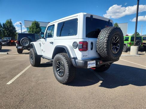 New 2025 Jeep Wrangler Rubicon image 4