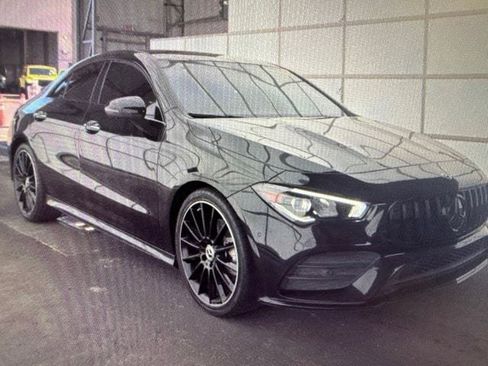 Used 2023 Mercedes-Benz CLA 250 w/ AMG Line image 11