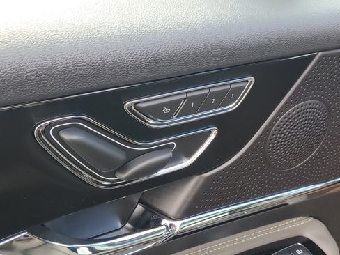 New 2026 Lincoln Corsair Premiere image 9