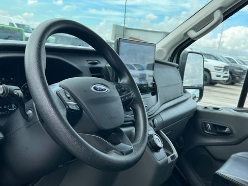 Used 2022 Ford E-Transit Medium Roof w/ Load Area Protection Package image 37