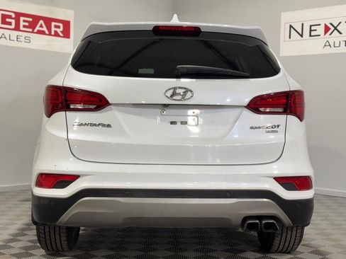 Used 2017 Hyundai Santa Fe Sport image 8