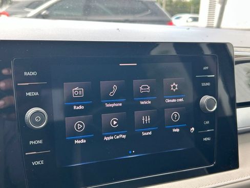 Certified 2026 Volkswagen Taos SE w/ Black Wheel Package FWD image 16