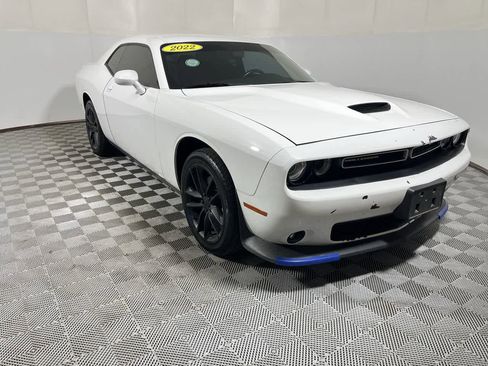 Used 2022 Dodge Challenger GT AWD/4WD image 2