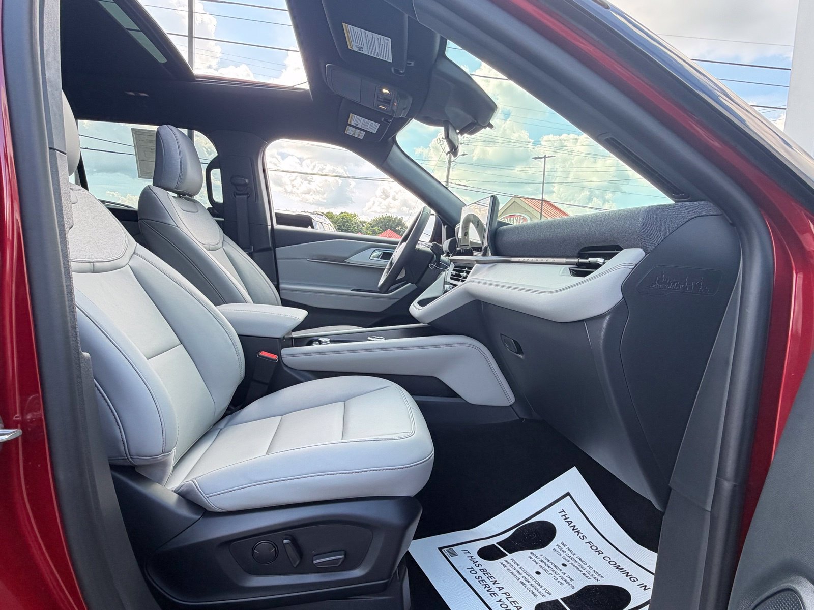 New 2027 Ford Explorer Active w/ Active Comfort Package AWD/4WD image 44