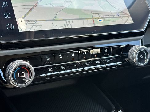 New 2027 Chevrolet Bolt LT w/ Comfort Package image 21