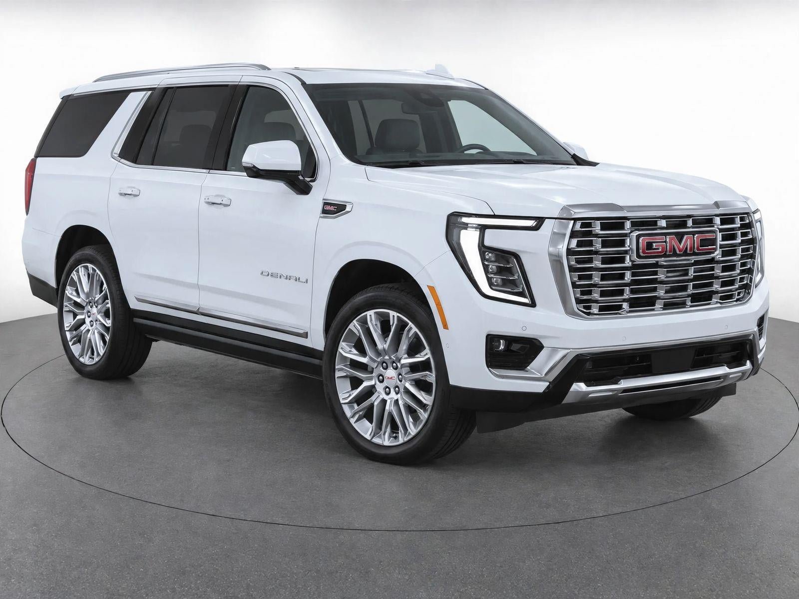 Used 2026 GMC Yukon Denali w/ Sun & Power Step Package AWD/4WD image 1