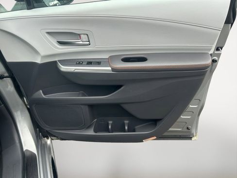 Used 2024 Toyota Sienna XSE AWD/4WD image 26