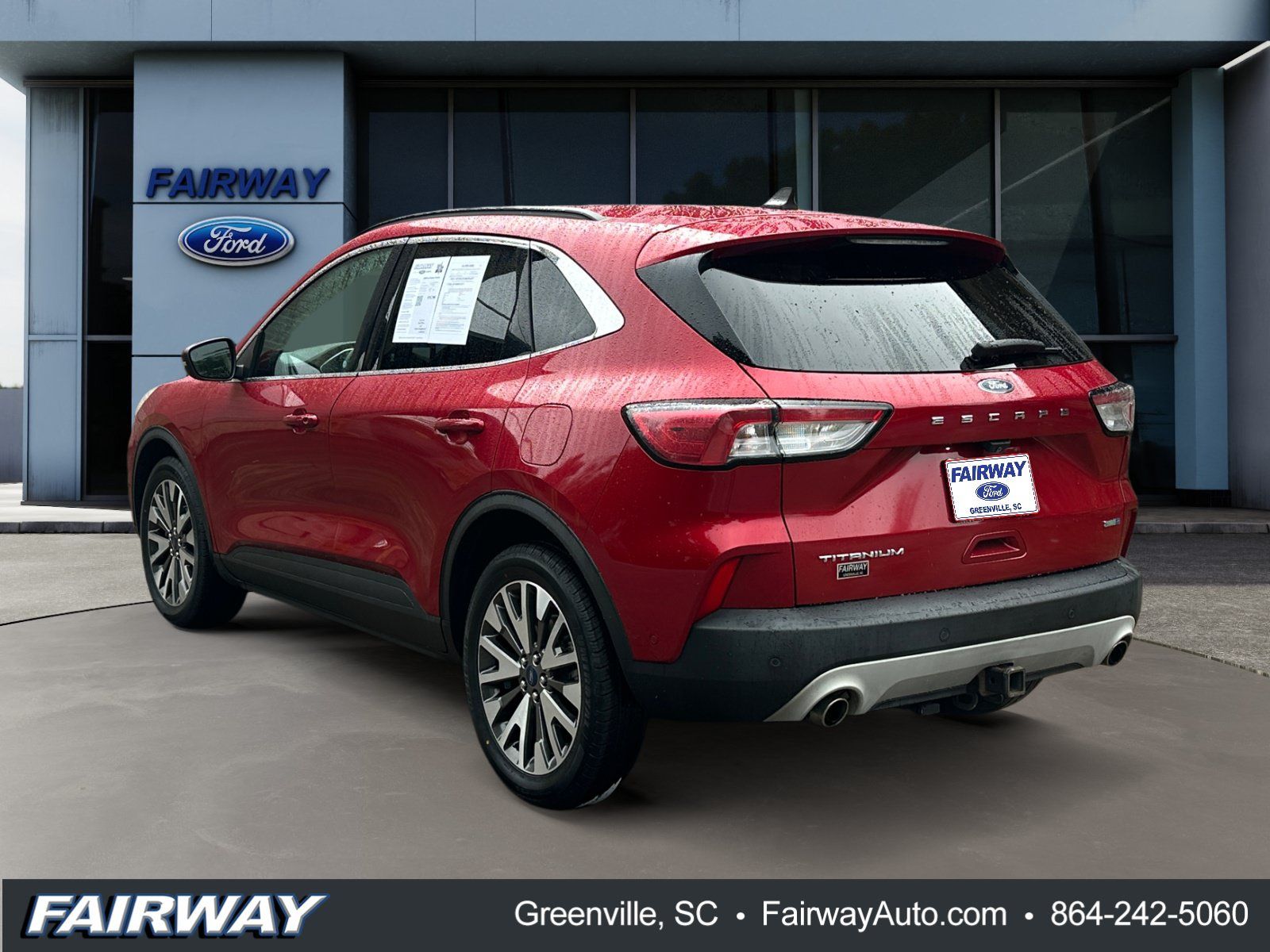 Used 2020 Ford Escape Titanium AWD/4WD image 4