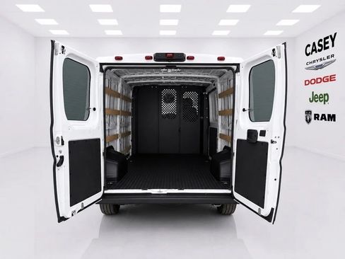 Used 2025 RAM ProMaster 2500 w/ U-Haul Equipment Group FWD image 9