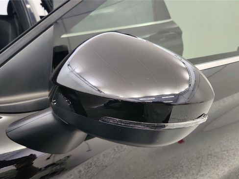 Used 2023 Mitsubishi Outlander ES AWD/4WD image 18