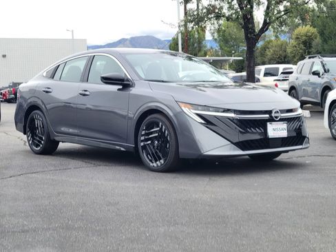 New 2026 Nissan Sentra SR w/ Floor Mat Package image 14