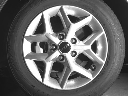 Used 2025 Kia Soul LX w/ LX Technology Package image 12