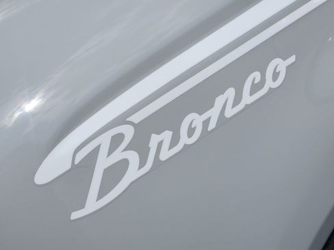 New 2026 Ford Bronco Heritage Edition AWD/4WD image 8