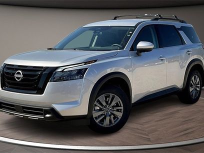 New 2025 Nissan Pathfinder SV