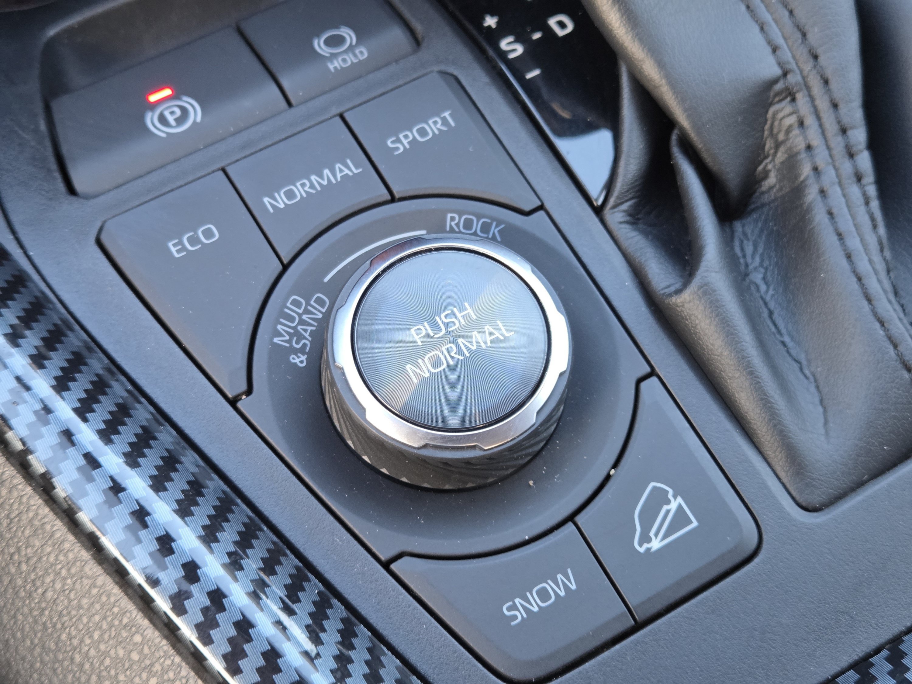 Certified 2022 Toyota RAV4 Limited AWD/4WD image 39
