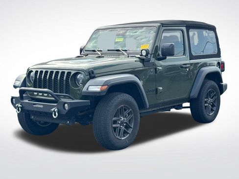 Used 2024 Jeep Wrangler Sport AWD/4WD image 6