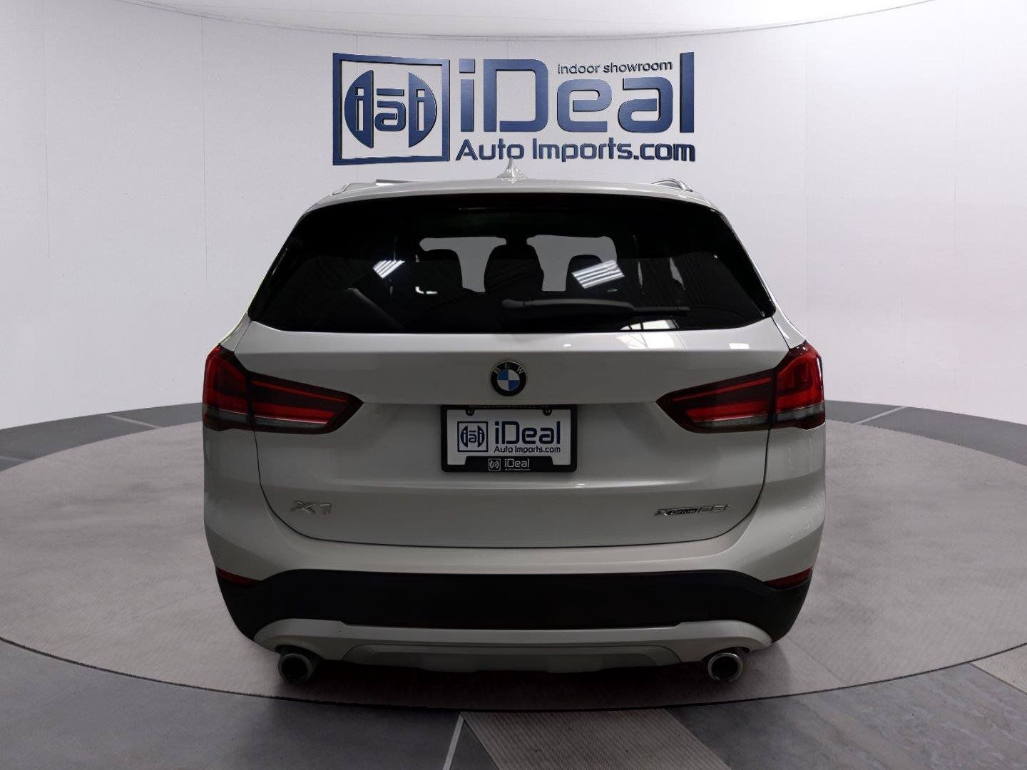 Used 2021 BMW X1 xDrive28i AWD/4WD image 4