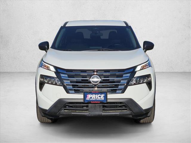 Used 2024 Nissan Rogue S FWD image 2