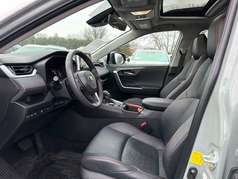 Used 2023 Toyota RAV4 Adventure image 5