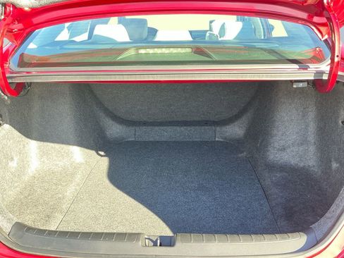 Used 2019 Honda Accord LX image 17