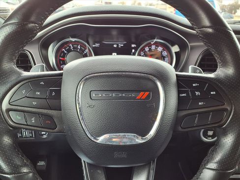 Used 2022 Dodge Challenger GT image 11