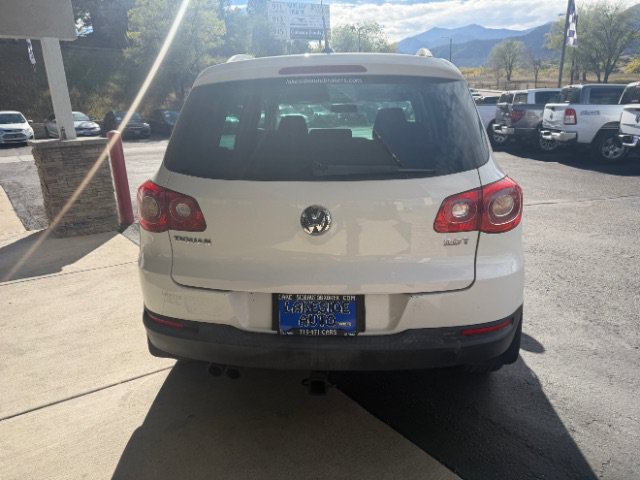 Used 2010 Volkswagen Tiguan SE FWD image 3