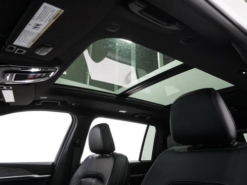 New 2026 Jeep Grand Cherokee L Limited image 12