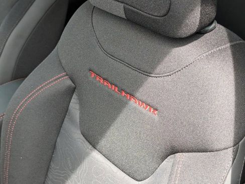 New 2023 Jeep Renegade Trailhawk image 16