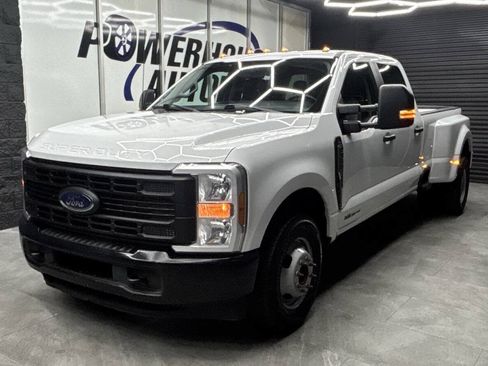 Used 2024 Ford F350 XL RWD image 2