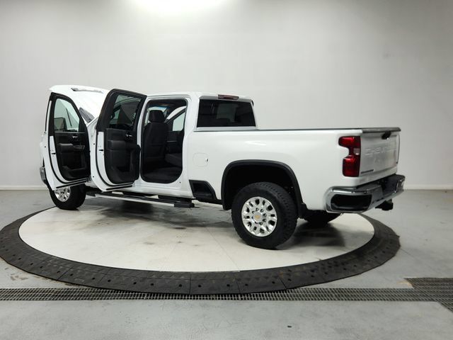Used 2023 Chevrolet Silverado 2500 LT w/ Convenience Package AWD/4WD image 14