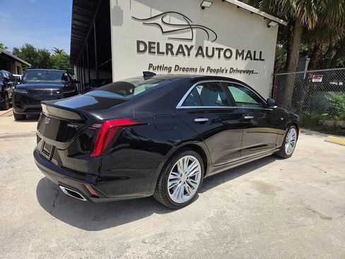 Used 2026 Cadillac CT4 Premium Luxury RWD image 5