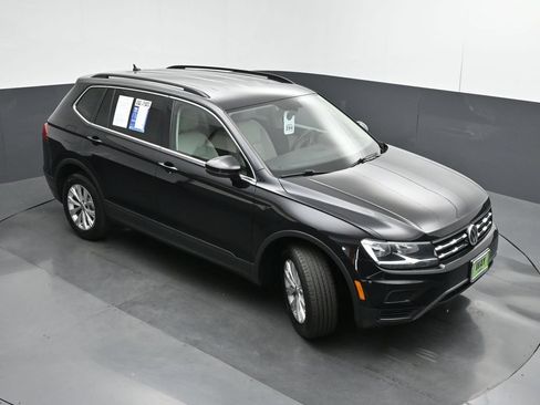 Used 2019 Volkswagen Tiguan SEL AWD/4WD image 40