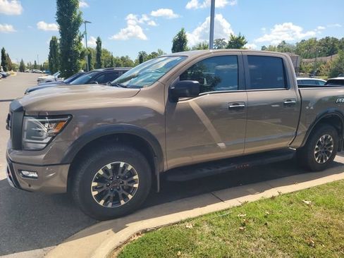 Used 2024 Nissan Titan PRO-4X w/ Pro-4x Utility Package AWD/4WD image 4