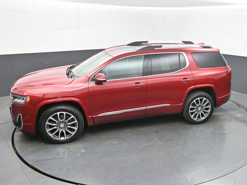 Used 2022 GMC Acadia Denali w/ Denali Ultimate Package AWD/4WD image 33