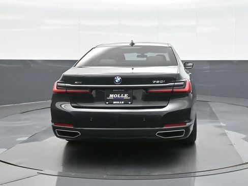 Used 2022 BMW 750i xDrive w/ Luxury Rear Seating Package AWD/4WD image 6