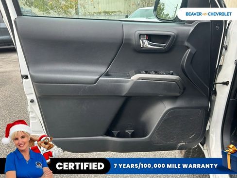 Used 2023 Toyota Tacoma TRD Off-Road image 10