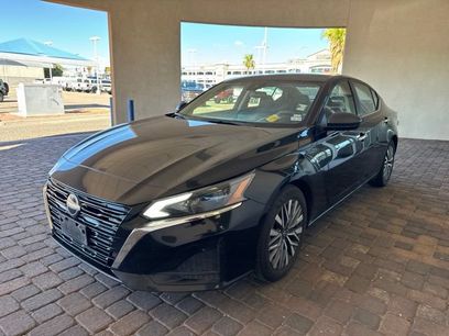 Used 2024 Nissan Altima 2.5 SV