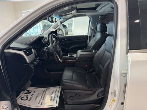 Used 2018 GMC Yukon XL SLT w/ Open Road Package image 8