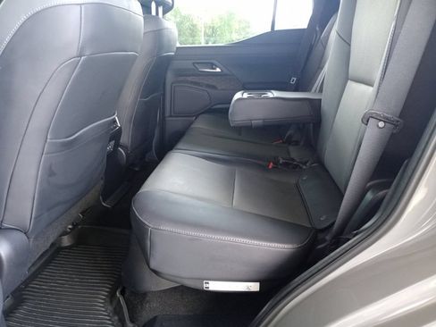 Used 2026 Lexus GX 550 w/ Accessory Package (2T) AWD/4WD image 20