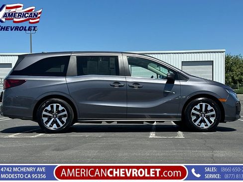 Used 2025 Honda Odyssey EX-L image 4